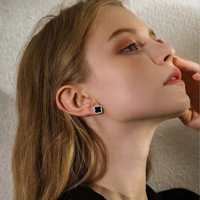 Brinco Trevo Zircônia Helena