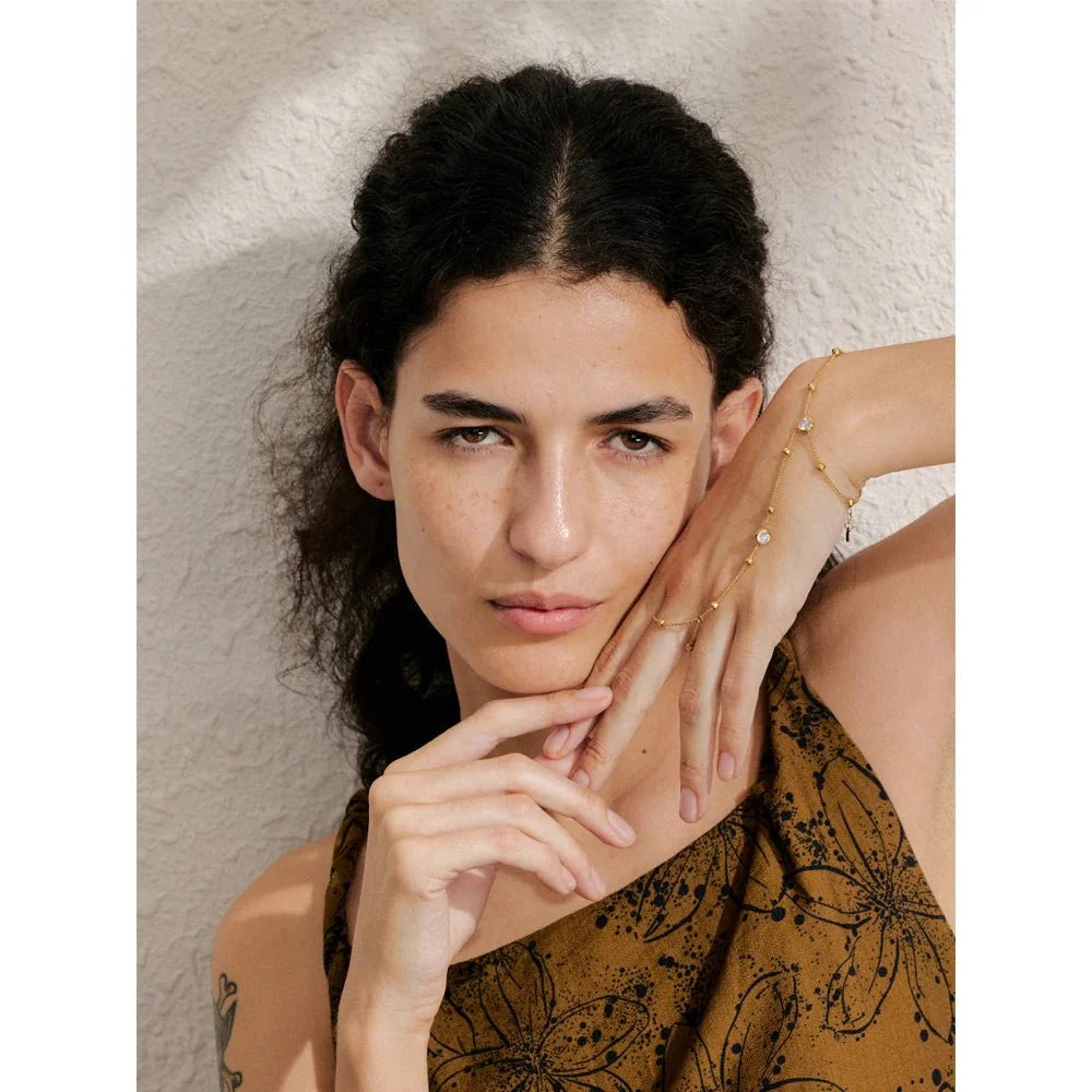 Pulseira Hand Chain Zircônia Mari